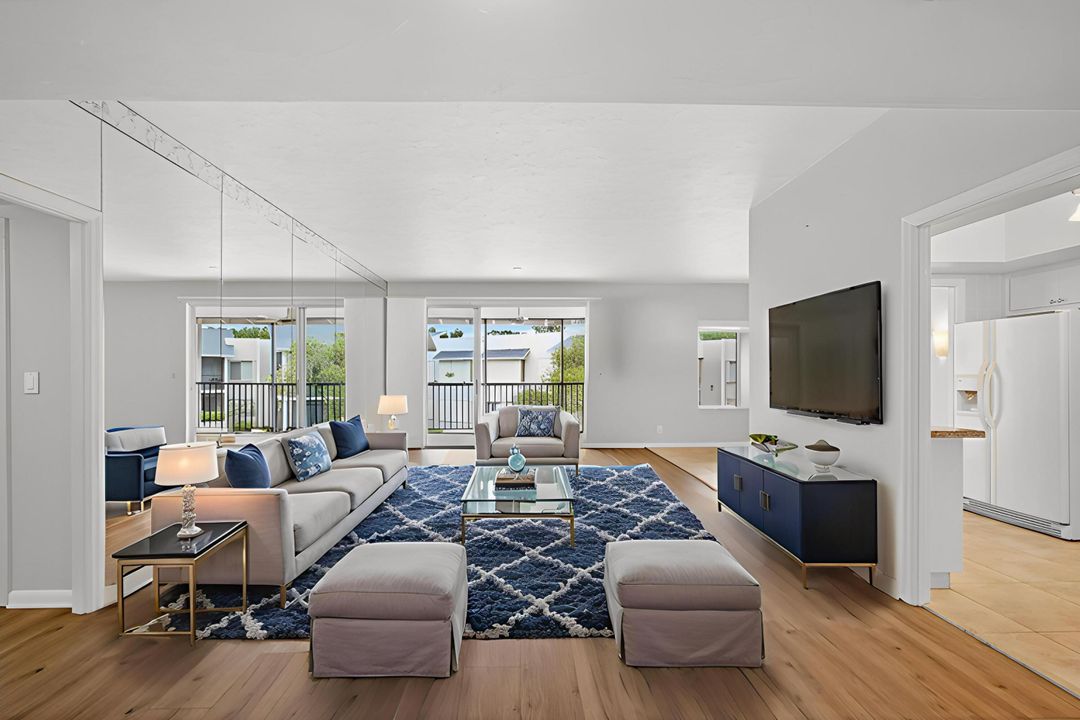 For Sale: $195,000 (1 beds, 1 baths, 1126 Square Feet)