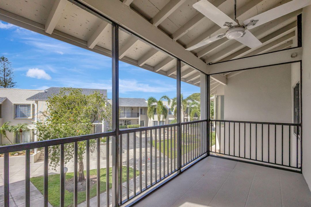 For Sale: $195,000 (1 beds, 1 baths, 1126 Square Feet)