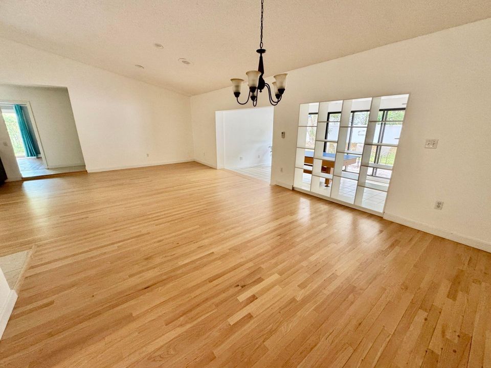 For Sale: $589,450 (3 beds, 2 baths, 2041 Square Feet)