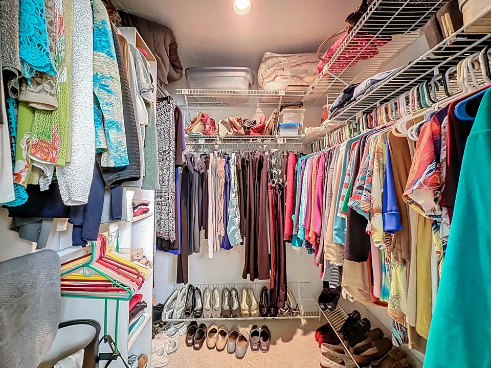 На продажу: $325,000 (2 спален, 2 ванн, 1309 Квадратных фут)