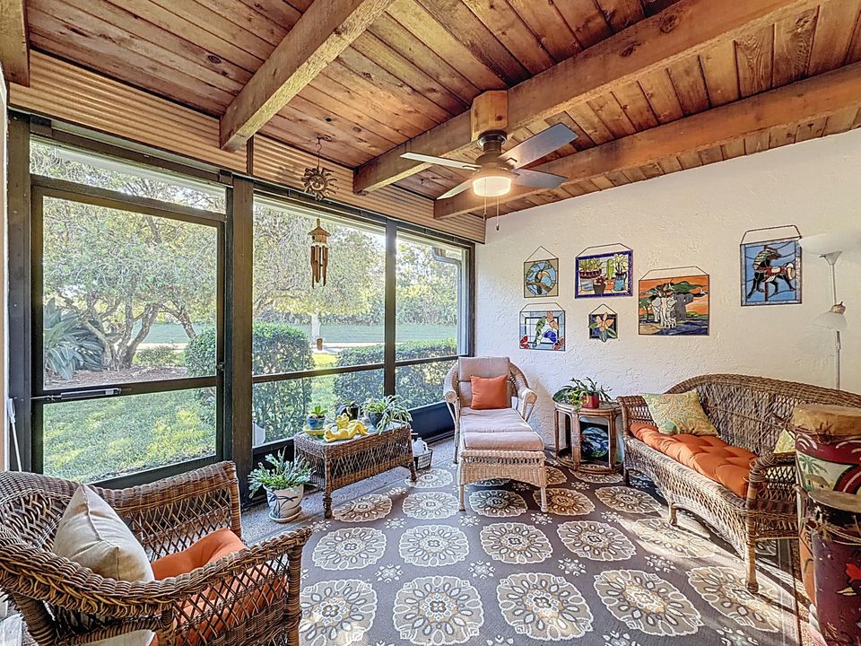 На продажу: $325,000 (2 спален, 2 ванн, 1309 Квадратных фут)