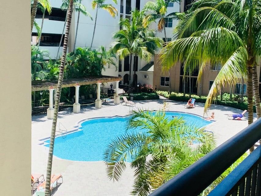 For Rent: $2,295 (2 beds, 2 baths, 1137 Square Feet)