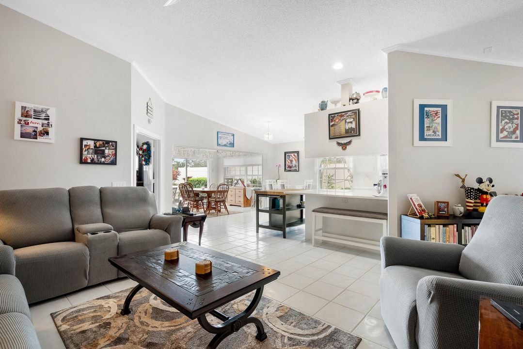 На продажу: $475,000 (2 спален, 2 ванн, 1553 Квадратных фут)