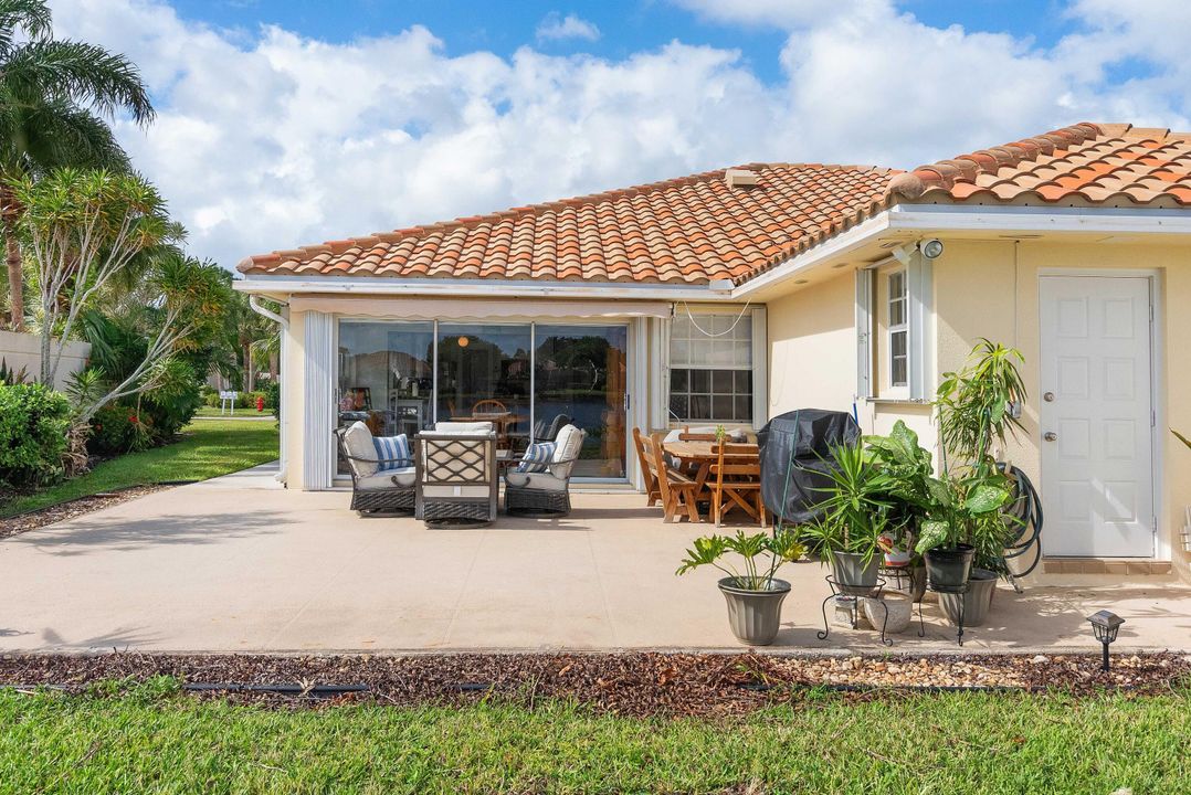 На продажу: $475,000 (2 спален, 2 ванн, 1553 Квадратных фут)