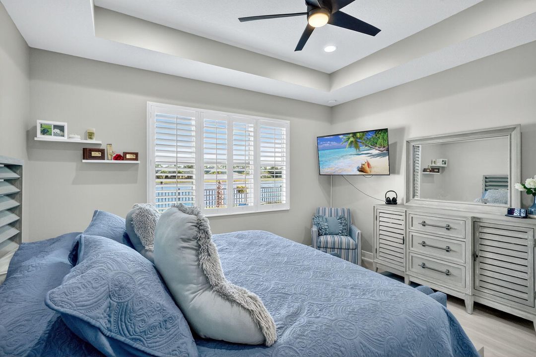 For Sale: $389,900 (3 beds, 2 baths, 1862 Square Feet)