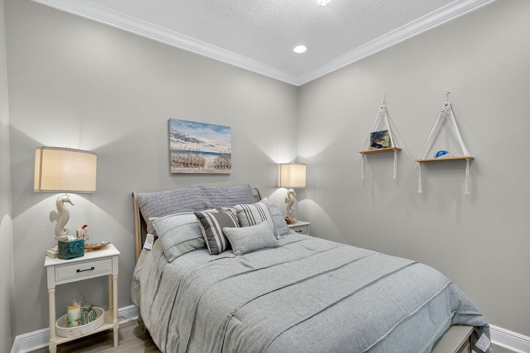 For Sale: $389,900 (3 beds, 2 baths, 1862 Square Feet)