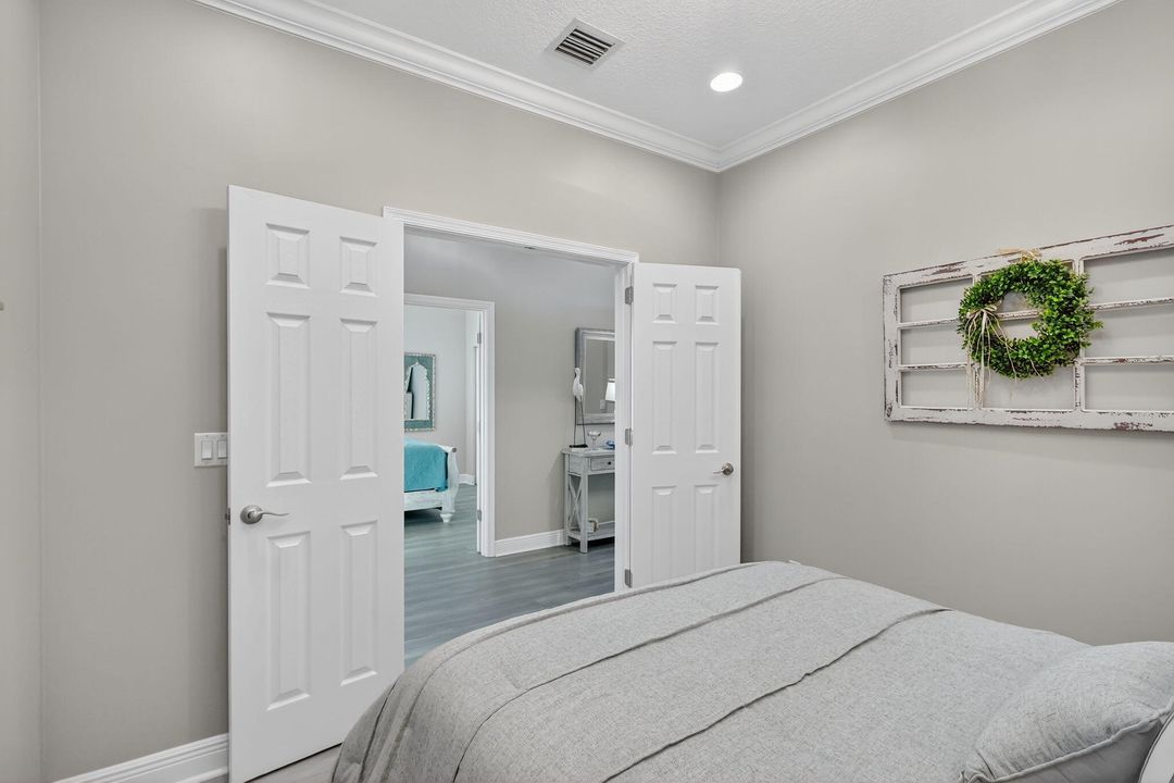 For Sale: $389,900 (3 beds, 2 baths, 1862 Square Feet)