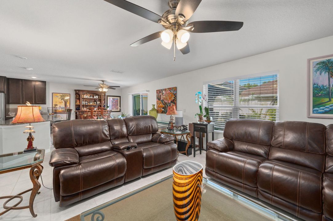 На продажу: $439,000 (4 спален, 3 ванн, 2509 Квадратных фут)