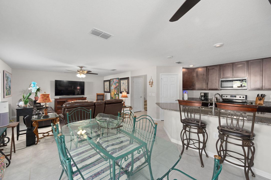 На продажу: $439,000 (4 спален, 3 ванн, 2509 Квадратных фут)