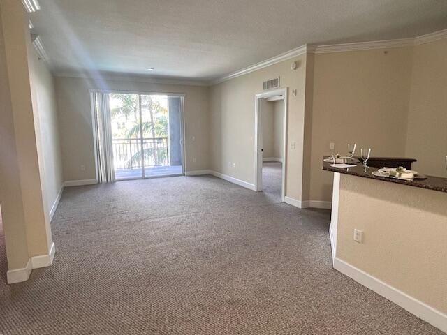 For Rent: $2,295 (2 beds, 2 baths, 1137 Square Feet)