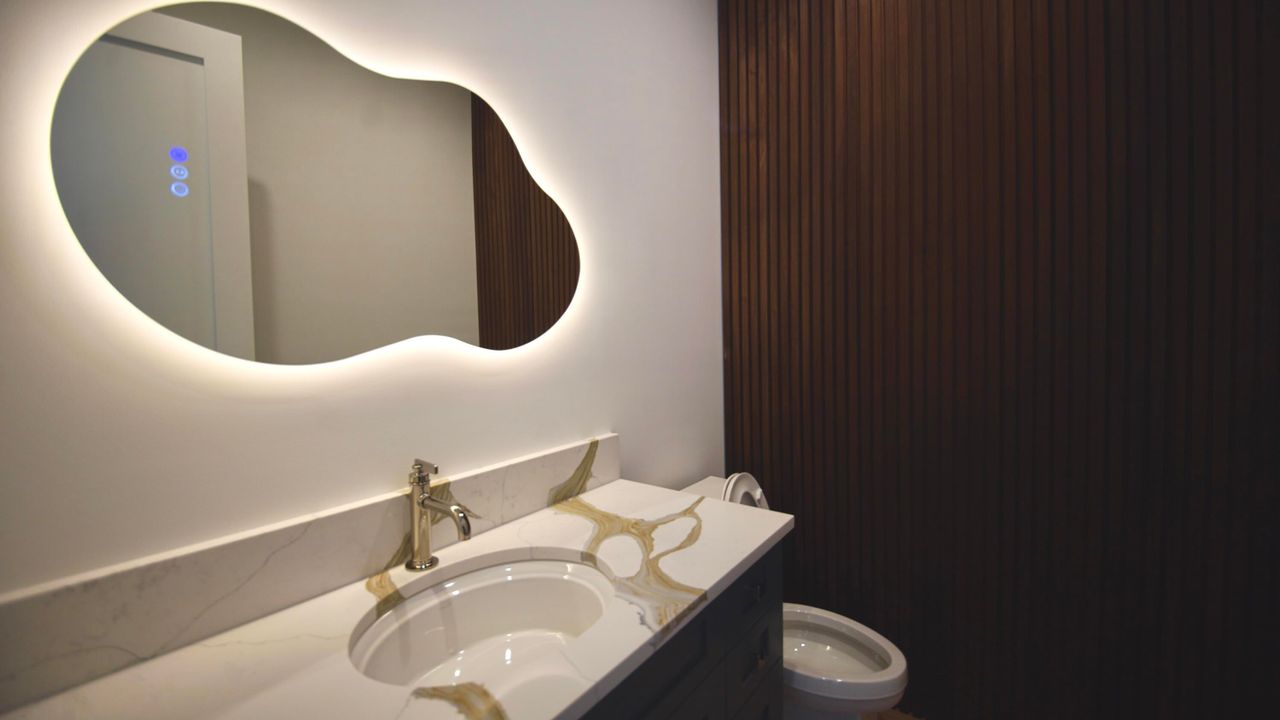 For Sale: $7,500,000 (5 beds, 6 baths, 5020 Square Feet)