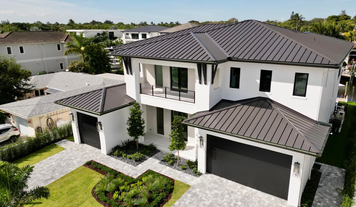 For Sale: $7,500,000 (5 beds, 6 baths, 5020 Square Feet)