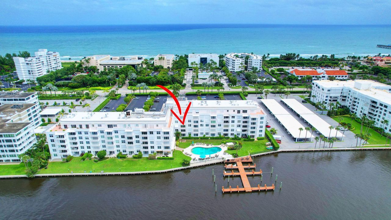 For Rent: $5,000 (1 beds, 1 baths, 724 Square Feet)