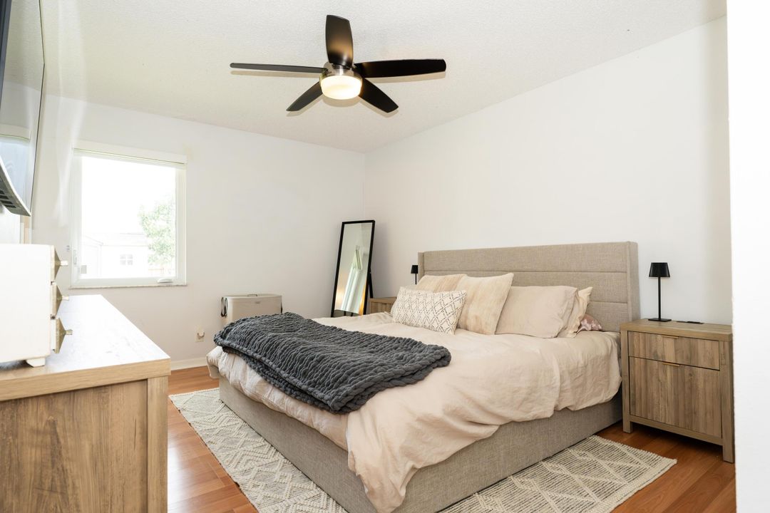 For Sale: $589,000 (3 beds, 2 baths, 1282 Square Feet)