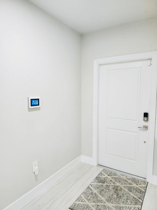 For Sale: $379,900 (4 beds, 2 baths, 1715 Square Feet)