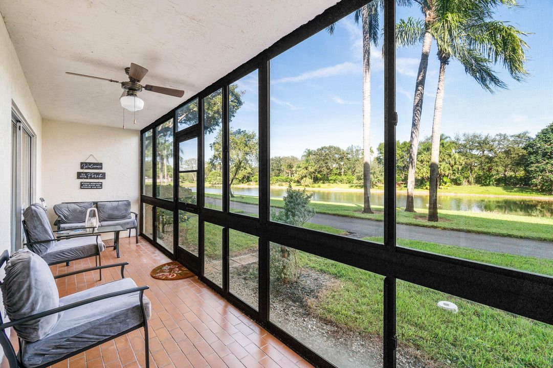 For Rent: $4,000 (2 beds, 2 baths, 1080 Square Feet)