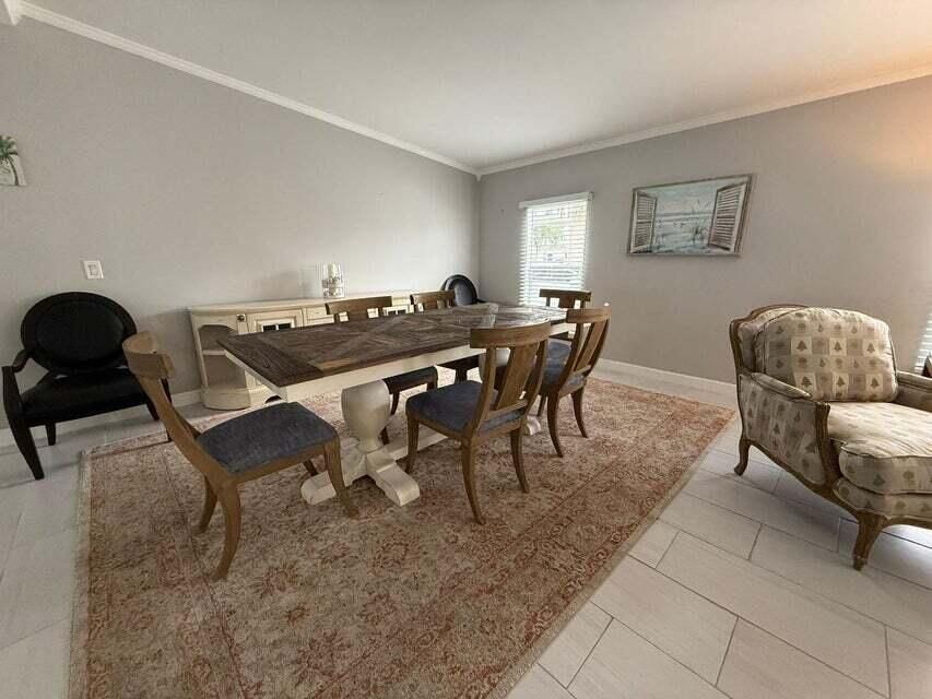 待售: $99,000 (2 贝兹, 1 浴室, 1400 平方英尺)