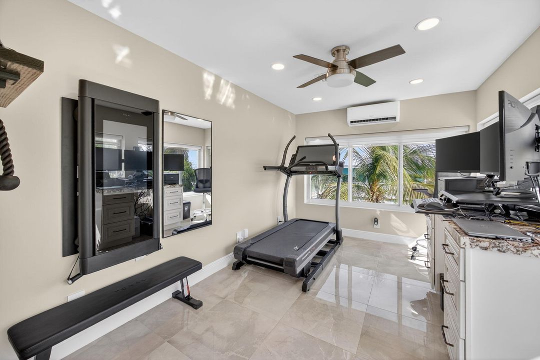 For Sale: $1,900,000 (4 beds, 2 baths, 1994 Square Feet)