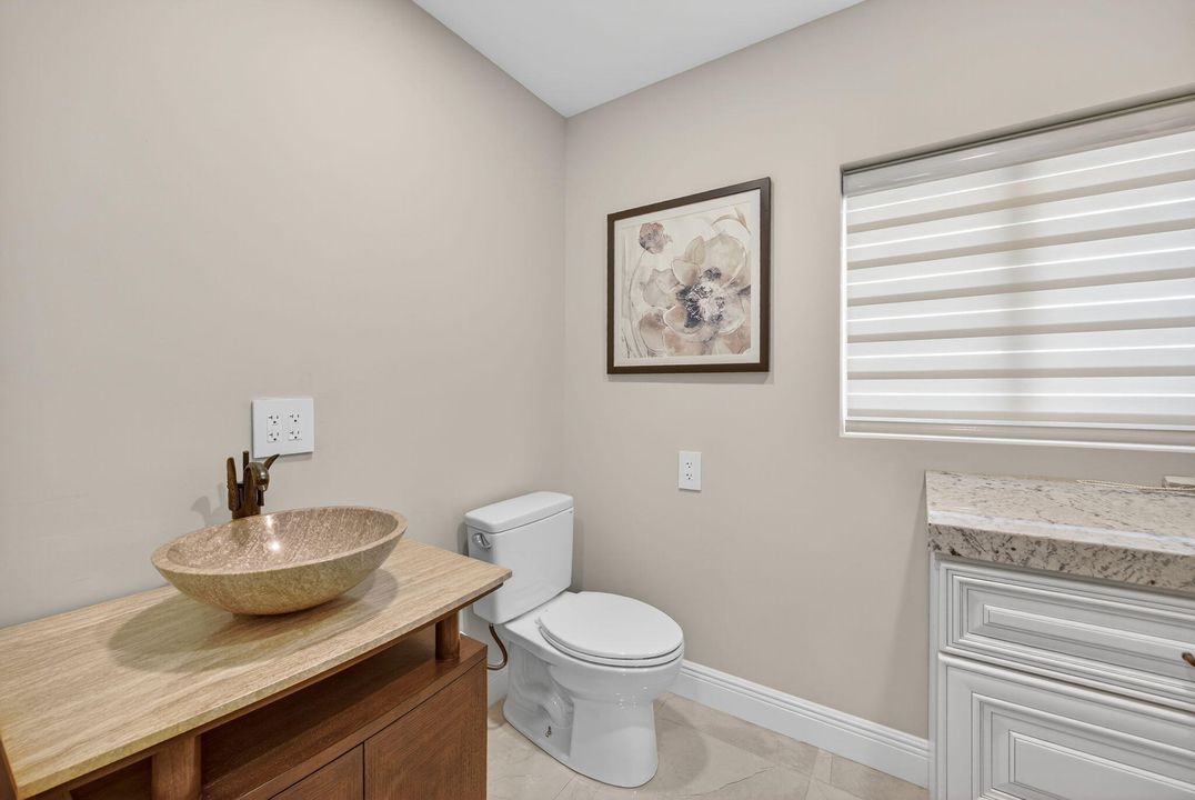 For Sale: $1,900,000 (4 beds, 2 baths, 1994 Square Feet)