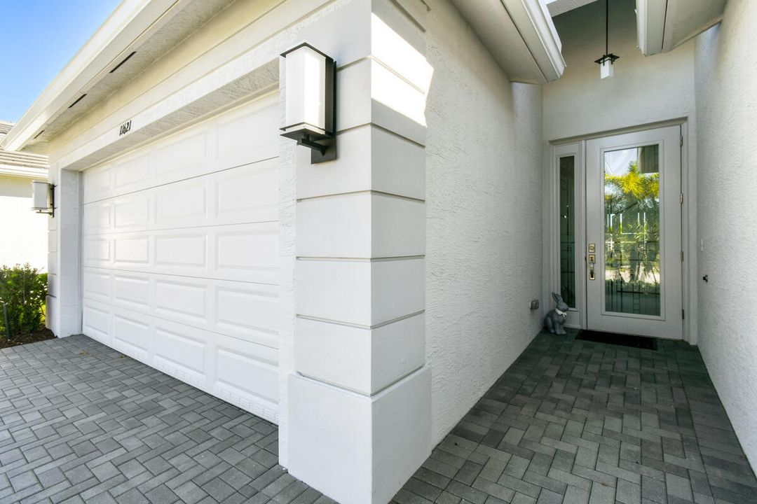 合同活跃: $439,900 (2 贝兹, 2 浴室, 1508 平方英尺)