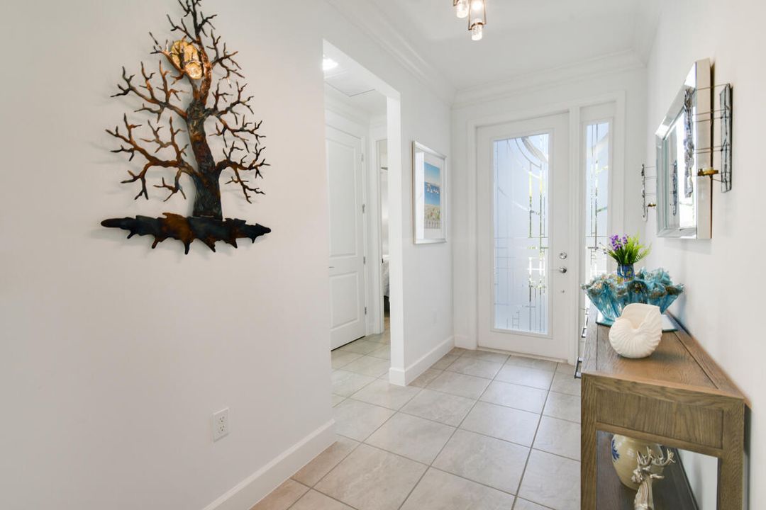 合同活跃: $439,900 (2 贝兹, 2 浴室, 1508 平方英尺)