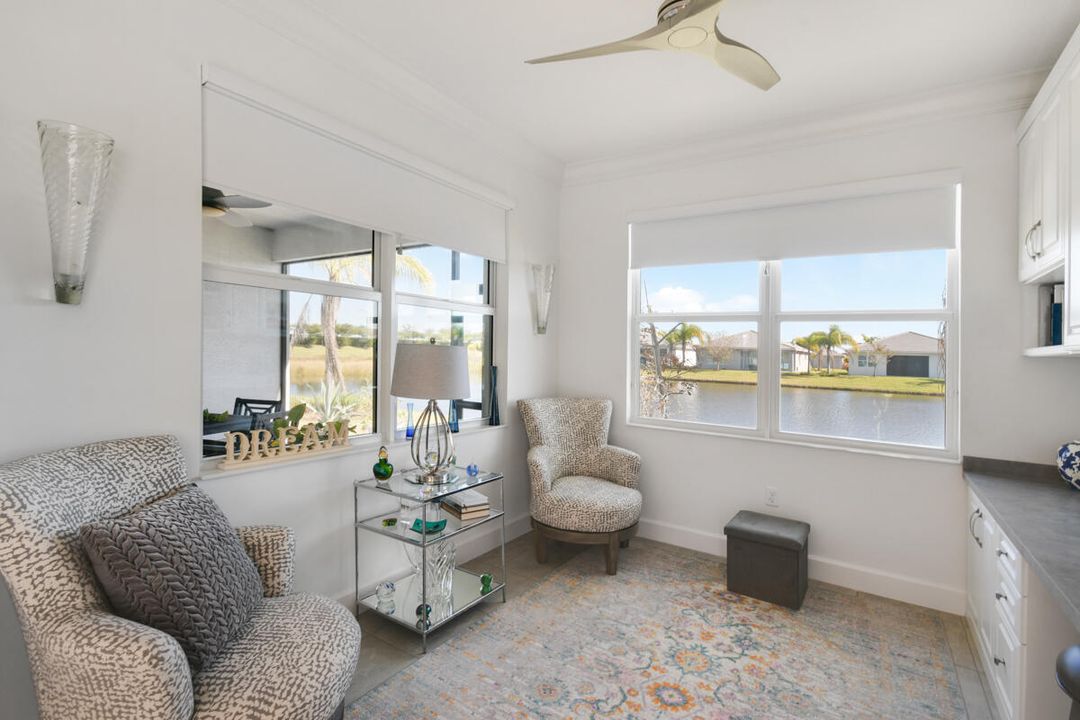 合同活跃: $439,900 (2 贝兹, 2 浴室, 1508 平方英尺)