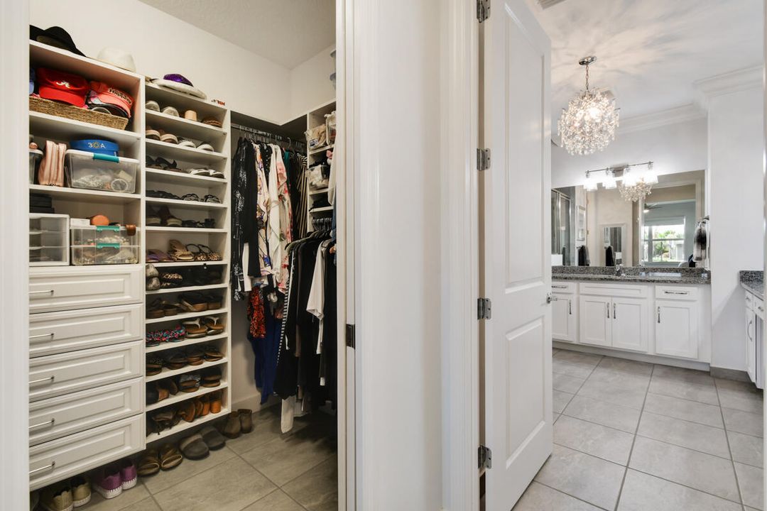 合同活跃: $439,900 (2 贝兹, 2 浴室, 1508 平方英尺)