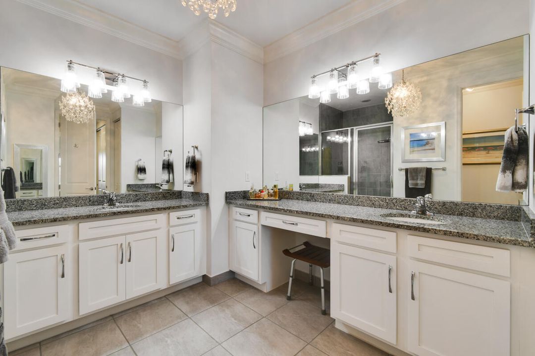 合同活跃: $439,900 (2 贝兹, 2 浴室, 1508 平方英尺)