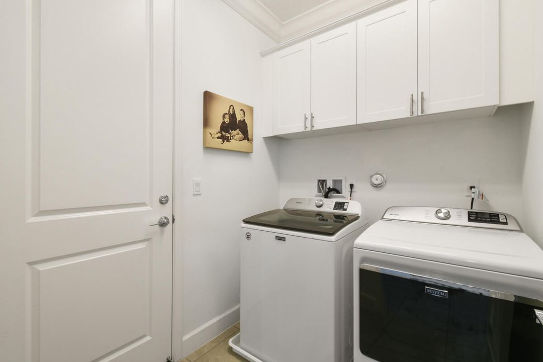 合同活跃: $439,900 (2 贝兹, 2 浴室, 1508 平方英尺)