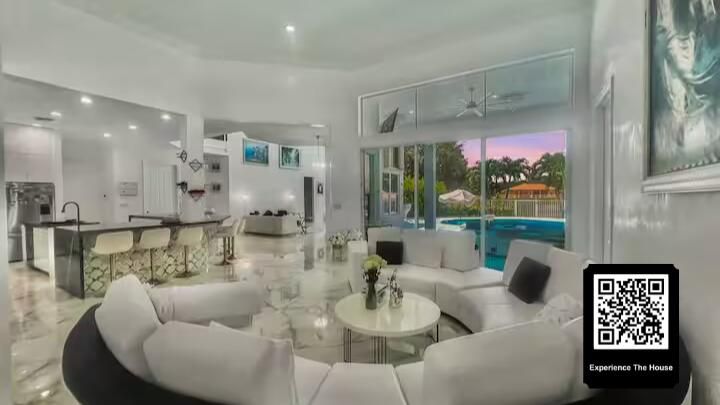 出租: $22,000 (5 贝兹, 4 浴室, 4450 平方英尺)