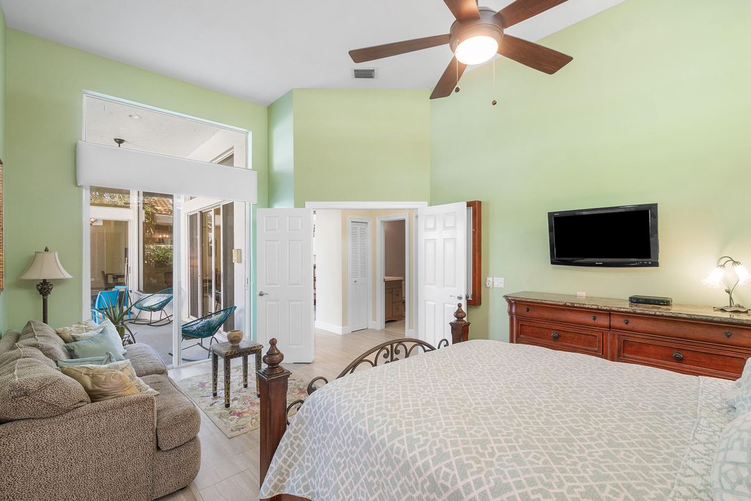 Под контрактом: $499,999 (3 спален, 3 ванн, 1835 Квадратных фут)