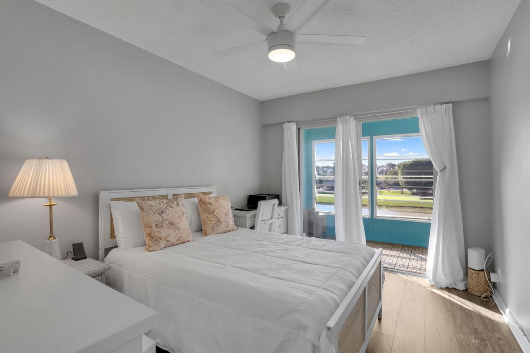 На продажу: $130,000 (2 спален, 1 ванн, 840 Квадратных фут)