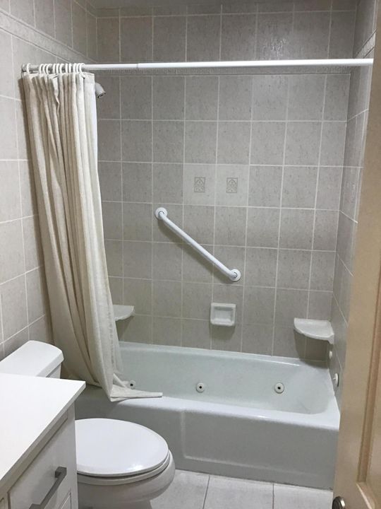 For Sale: $539,900 (3 beds, 2 baths, 2203 Square Feet)