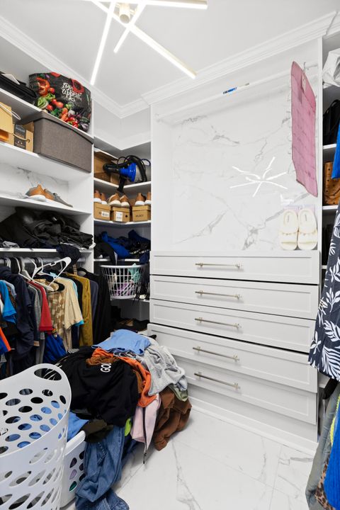 待售: $550,000 (3 贝兹, 2 浴室, 1802 平方英尺)