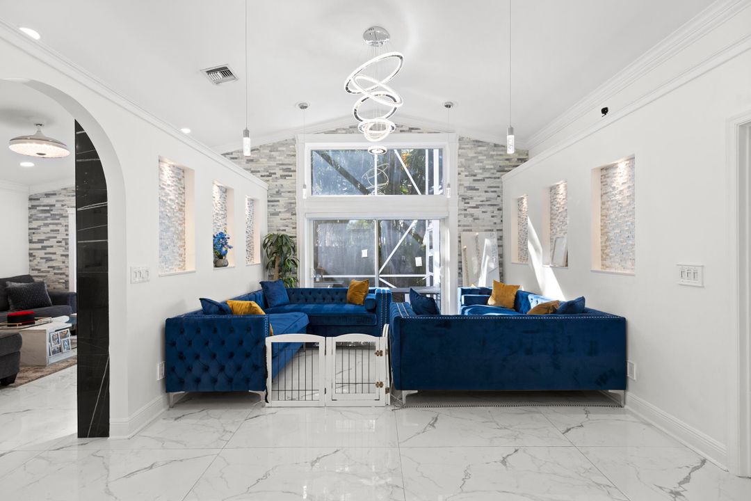 待售: $550,000 (3 贝兹, 2 浴室, 1802 平方英尺)