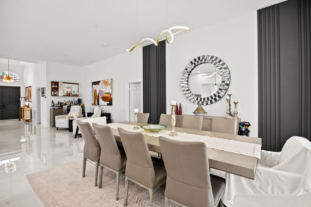 出租: $5,500 (3 贝兹, 2 浴室, 2098 平方英尺)