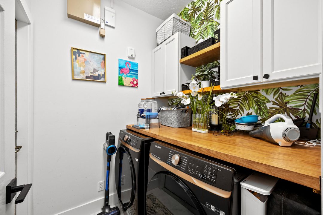 出租: $5,500 (3 贝兹, 2 浴室, 2098 平方英尺)