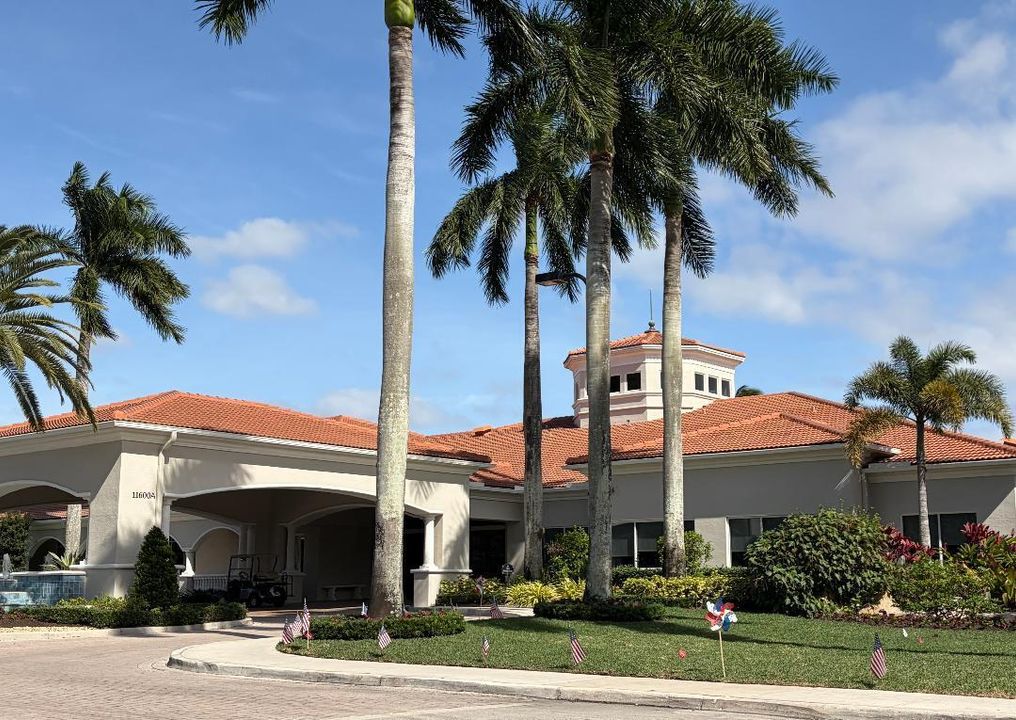 Active With Contract: $430,000 (3 beds, 2 baths, 1779 Square Feet)