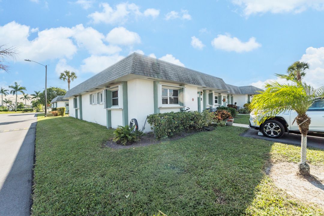 На продажу: $235,000 (2 спален, 2 ванн, 1700 Квадратных фут)