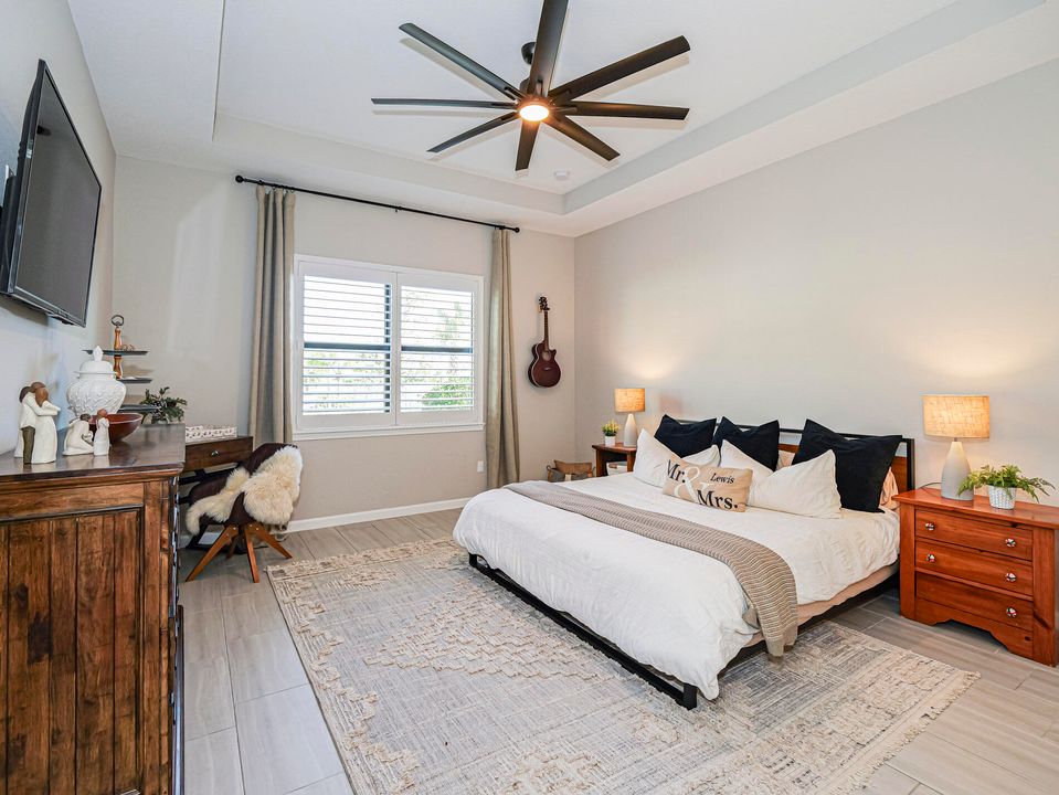 For Sale: $529,000 (3 beds, 3 baths, 2131 Square Feet)