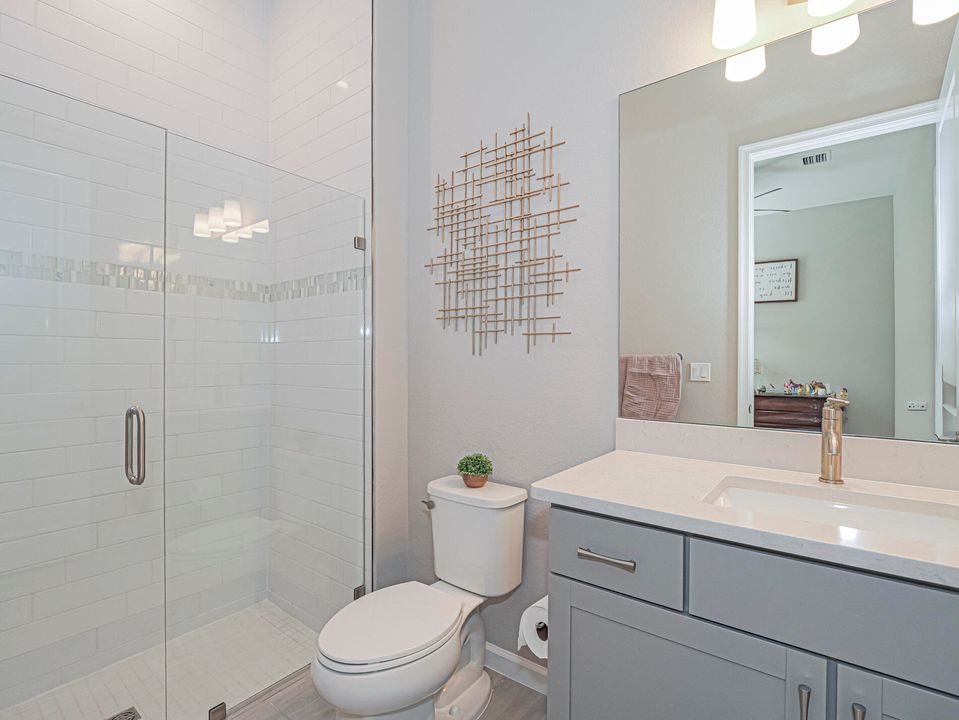 For Sale: $529,000 (3 beds, 3 baths, 2131 Square Feet)