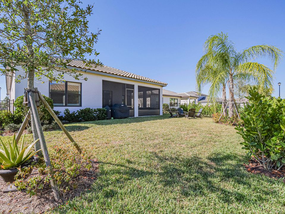 For Sale: $529,000 (3 beds, 3 baths, 2131 Square Feet)