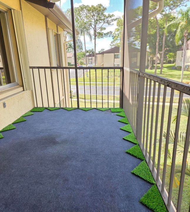 For Sale: $109,000 (1 beds, 1 baths, 632 Square Feet)