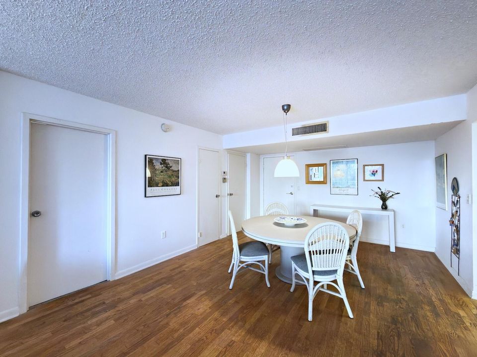 На продажу: $470,000 (1 спален, 2 ванн, 1224 Квадратных фут)