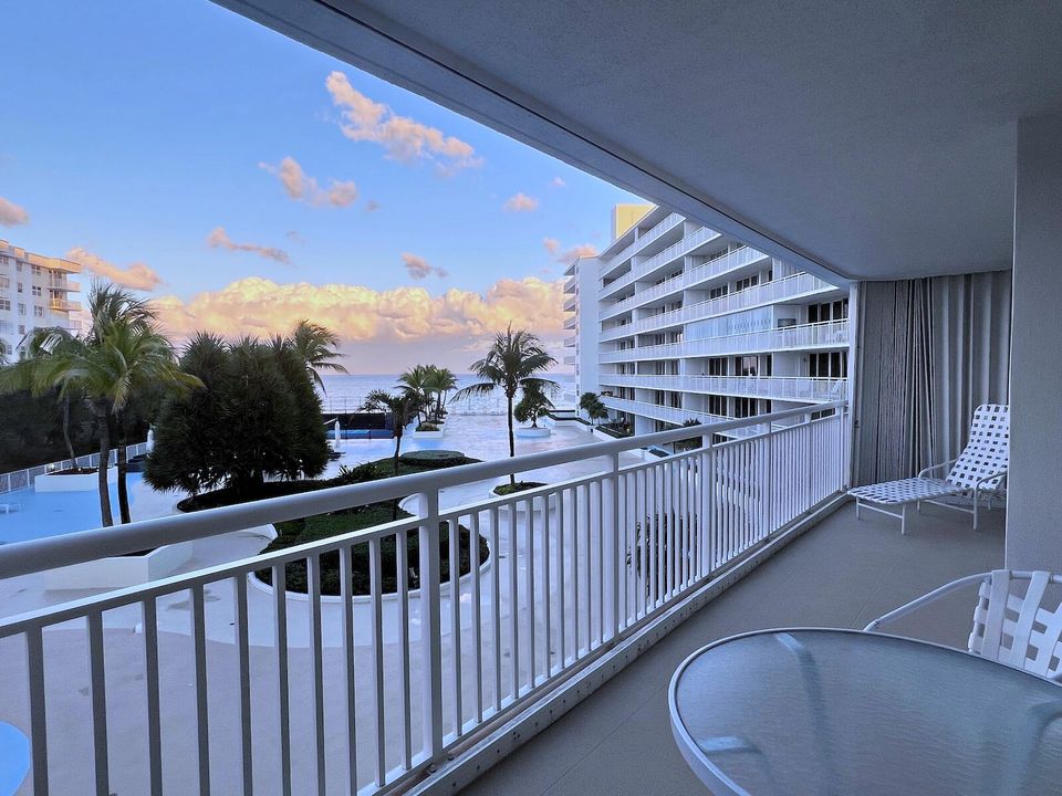 На продажу: $470,000 (1 спален, 2 ванн, 1224 Квадратных фут)