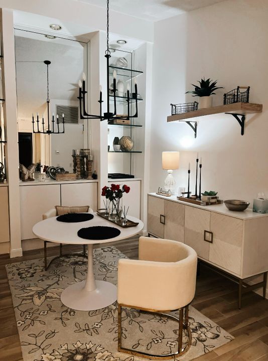 На продажу: $374,900 (2 спален, 2 ванн, 1152 Квадратных фут)