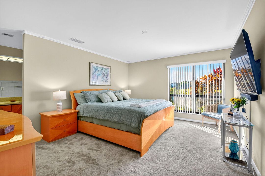 For Sale: $265,000 (2 beds, 2 baths, 1608 Square Feet)