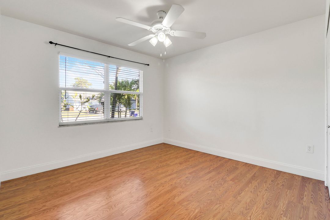 Под контрактом: $2,500 (2 спален, 2 ванн, 900 Квадратных фут)