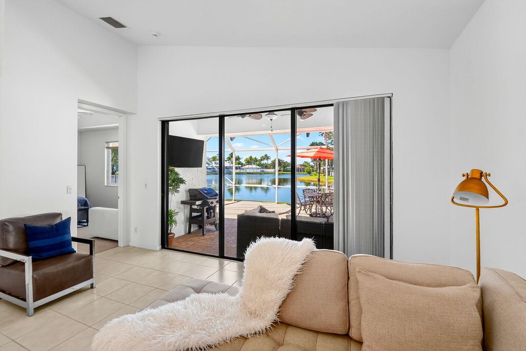 For Sale: $495,000 (3 beds, 2 baths, 1617 Square Feet)