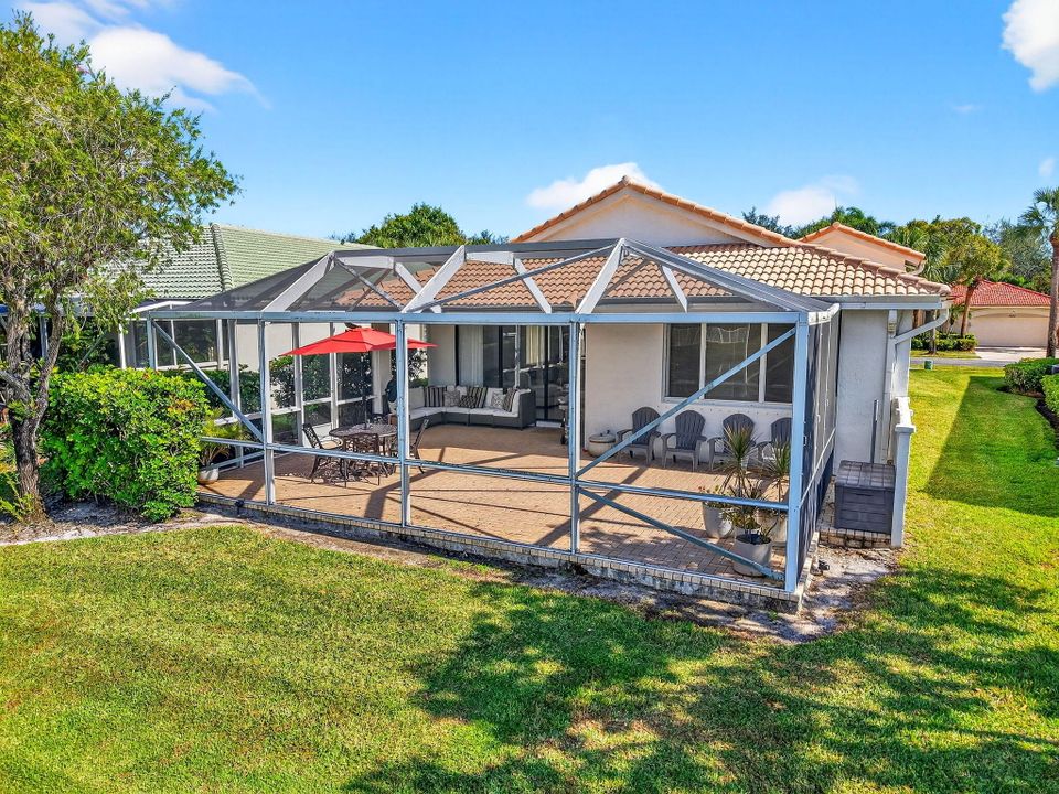 For Sale: $495,000 (3 beds, 2 baths, 1617 Square Feet)